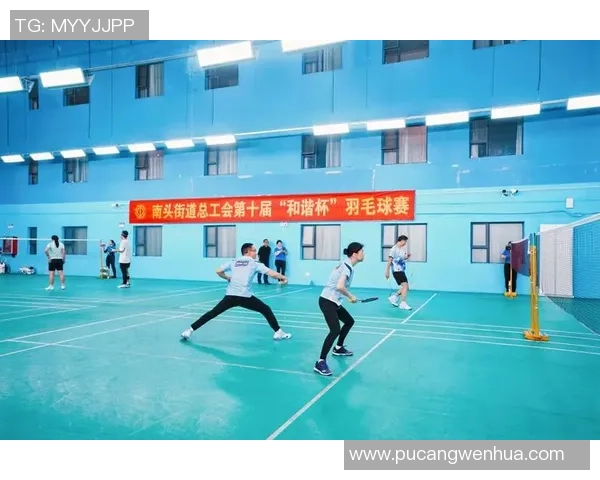 武汉羽毛球队技术实力大幅提升再创佳绩引领羽毛球新风潮